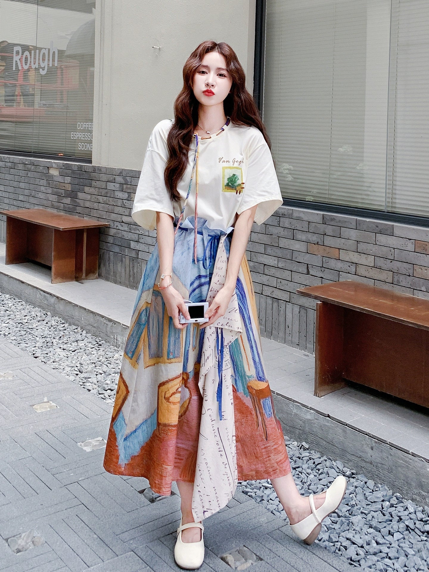 Oil painting printing unique beautiful literary and artistic fan suit skirt women's 2025 summer new T-shirt half-length skirt two-piece set